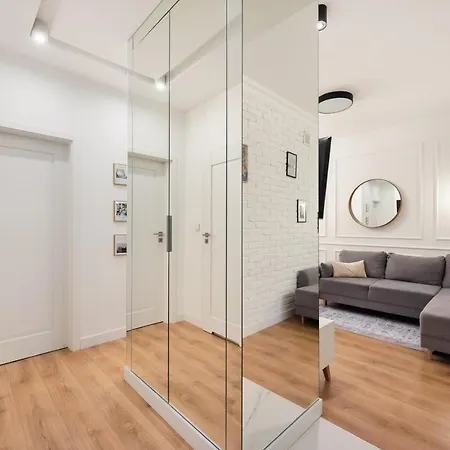 Apartmán Lewartowskiego Luxury Lovely