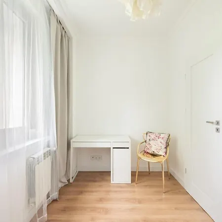 Apartmán Lewartowskiego Luxury Lovely By Bookinghost *